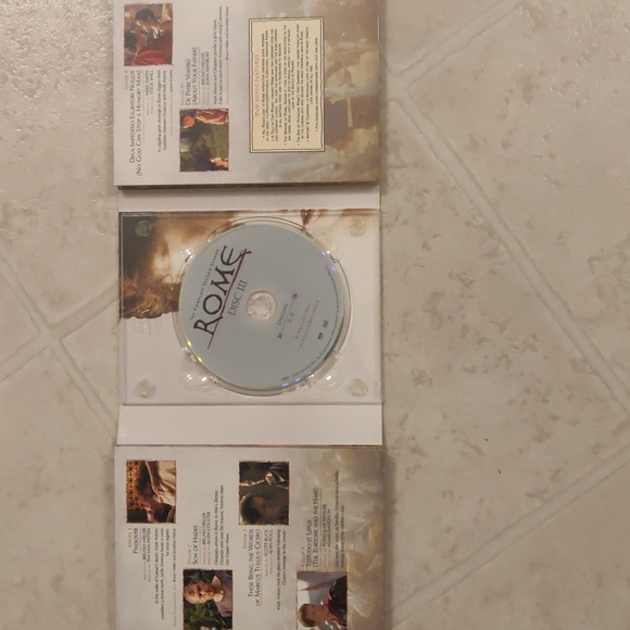 The complete second season ROME DVD Set - Picture 5 of 9